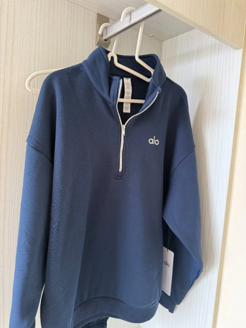 ALO Yoga brand new